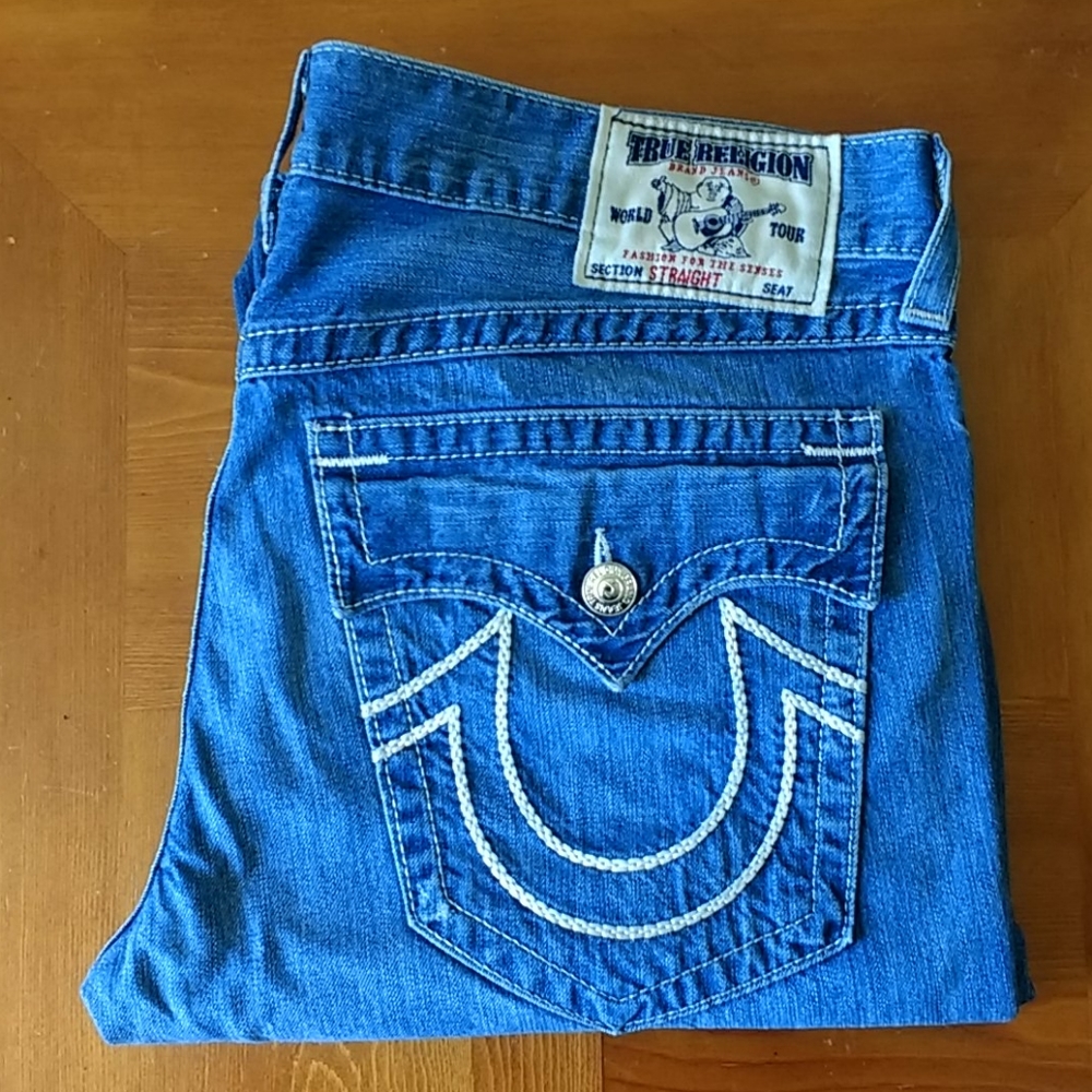 True Religion - Straight Fit 36W 32L Flap Pockets